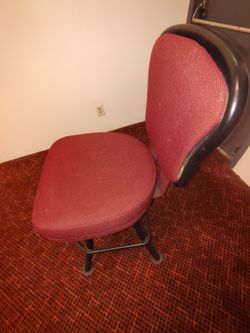 10 swievel bar chairs
