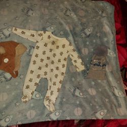 Infant Sleeper & Caps