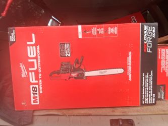 Milwaukee 20” dual battery chainsaw kit