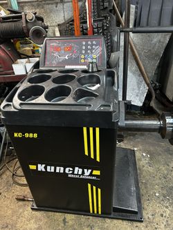 Wheel Balancer Almost Brand New