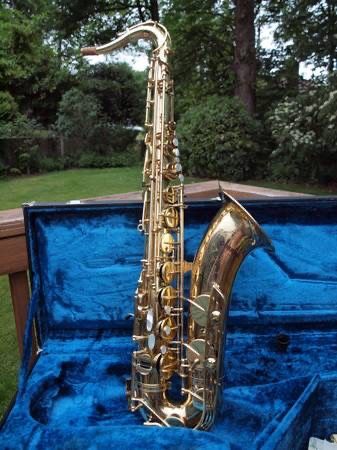 Yamaha YTS-61 ( Purple Logo Model ) Tenor and Alto Saxophone Sax