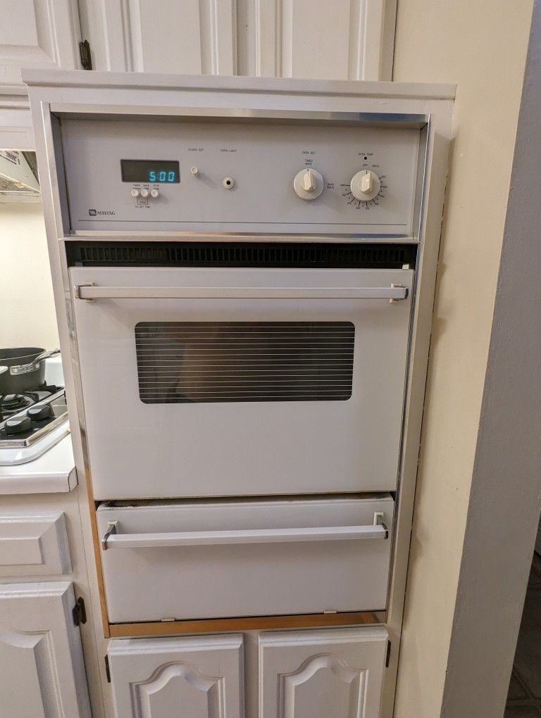 Maytag Wall Oven