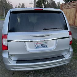 2011 Chrysler Van 