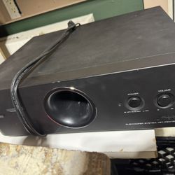 Yamaha subwoofer 