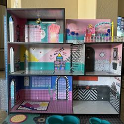 LOL Surprise OMG Doll House with furniture.