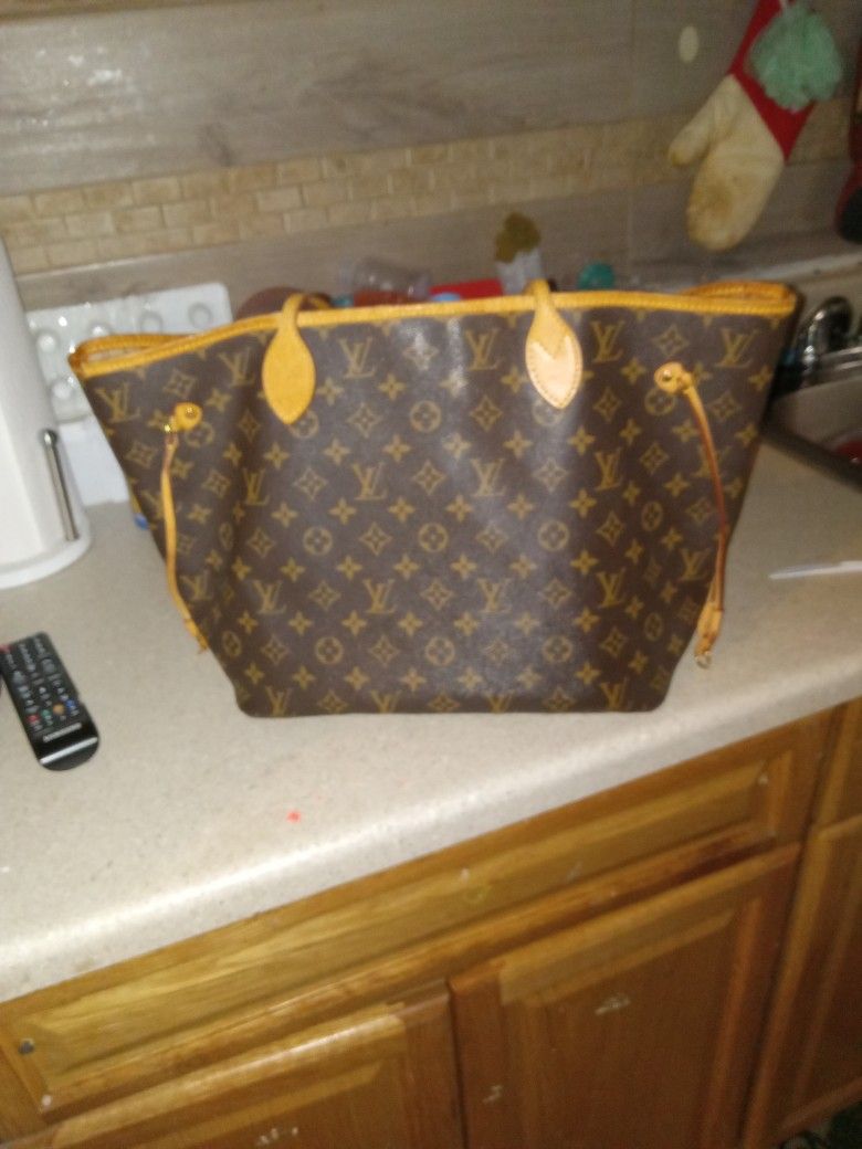 Louis Vuitton Wallet for Sale in The Bronx, NY - OfferUp