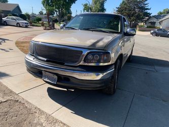Ford F-150 Pickup Truck