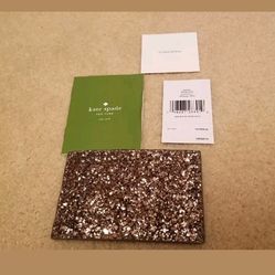100% Authentic Kate Spade!  Buy with confidence!  MSRP: $49.00  Style: WLRU5200  Features:  Brand: Kate Spade  Collection: Greta Court