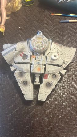 Transformers: Star Wars Millennium Falcon Han Solo