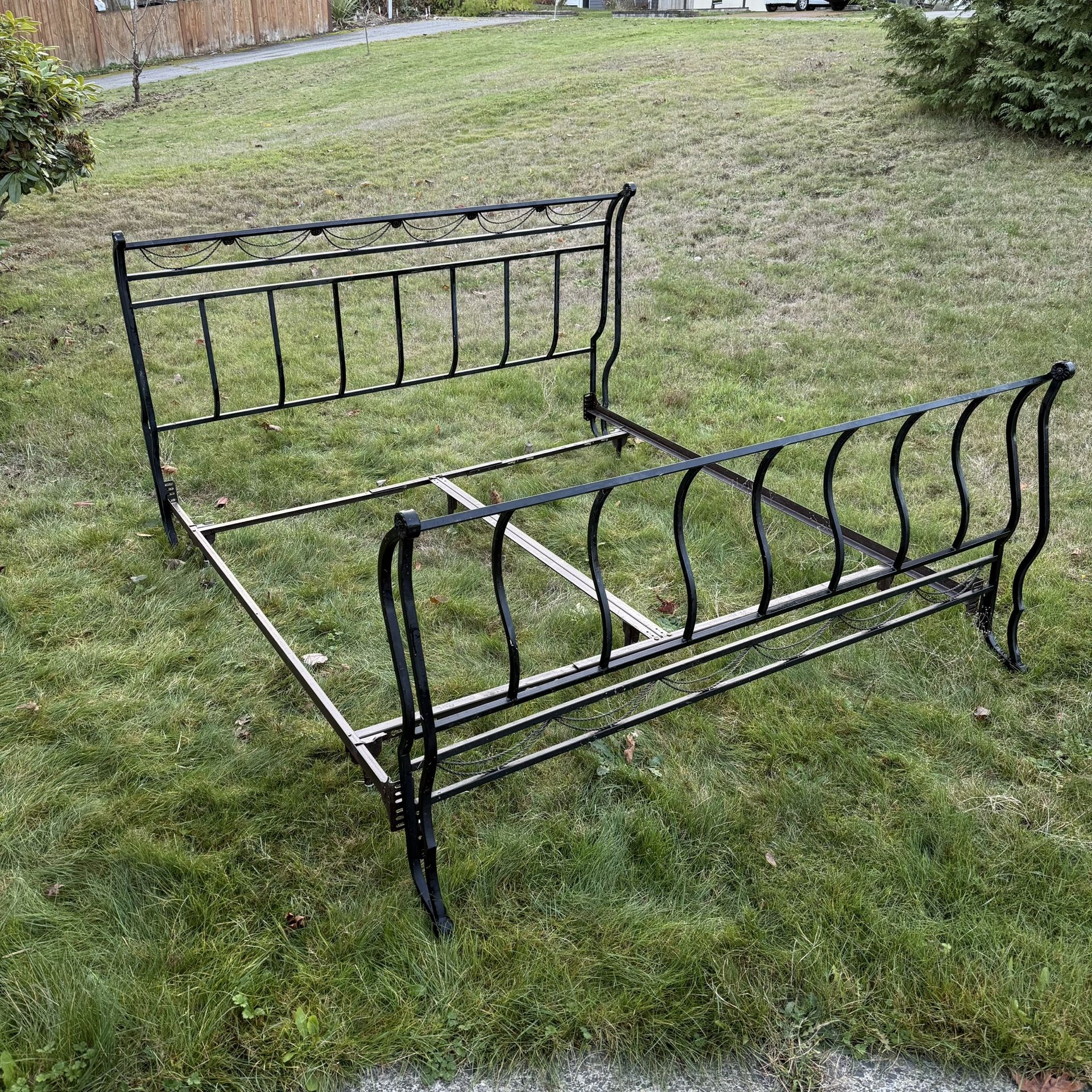 King Size Metal Bed Frame 