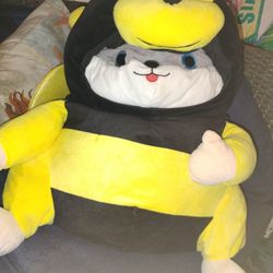 Jumbo, Huge Bee Stuffy