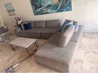 Sectional sofa