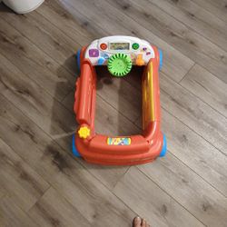 Toddlers Play Car