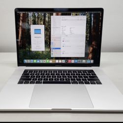 MacBook Pro 15 16GB 500GB i7 Touchbar Space Grey New Charger  Warranty 