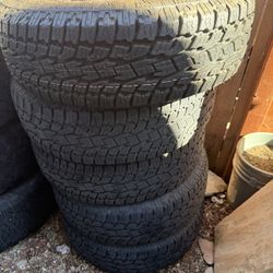 225/70/16 Toyo open country AT2 tires
