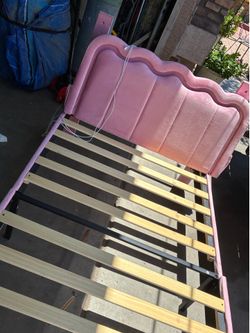 Twin bed frame with usb port
