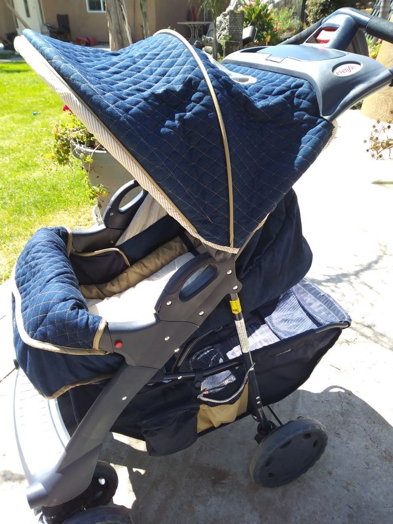 OshKosh made by Evenflo Stroller