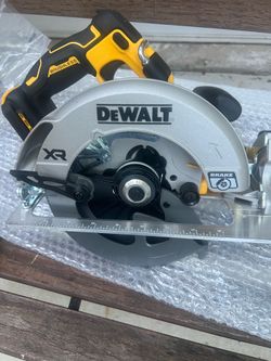DEWALT