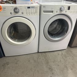 FRONT LOAD LG WASHER AND GAS DRYER 