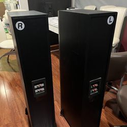 Set Of 2 Tower Speakers With Subwoofers