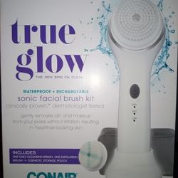 Conair True Glow Sonic Facial Brush Kit Waterproof Rechargeable 2 Brush Heads
