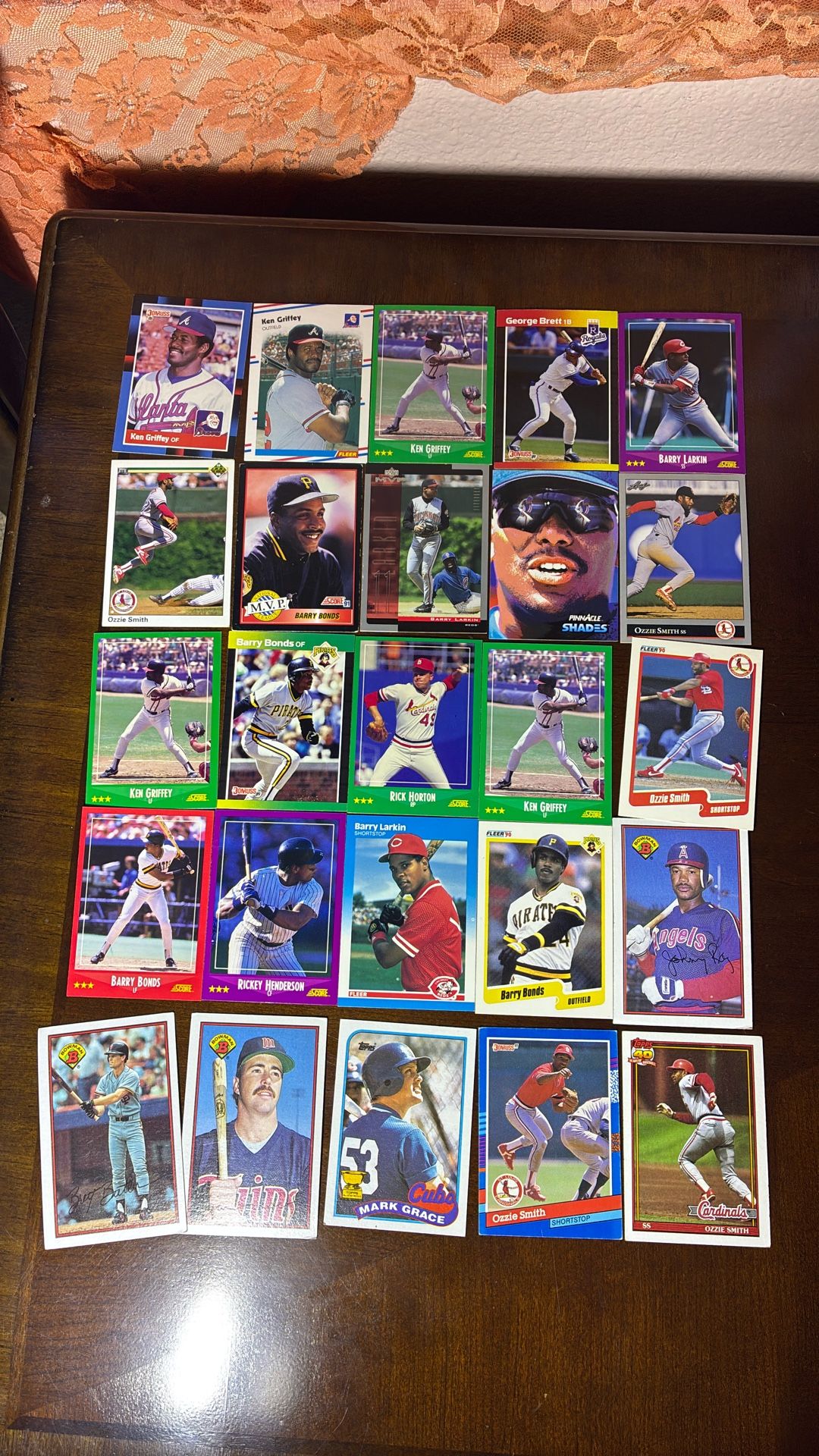 25 Baseball Cards