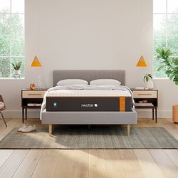 Nectar Mattress.   Nectar Premier cooper hybrid Mattress 14" thick Queen Size Mattress 