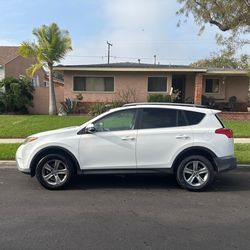 Toyota RAV4 2015