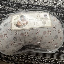 Breastfeeding Pillow