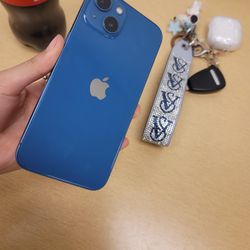 Apple iPhone 13 Unlocked 