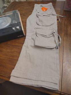 Young LA Muted Khaki Cargo pants Size.Large
