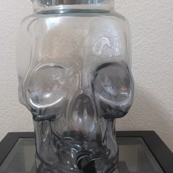 Skull Drink Dispenser With Spigot 