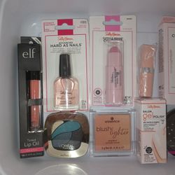 New & Packaged make-up 💄 cosmetics 💅🏻
$2,$3,$4, $5,$6

💅🏻💄 Nuevos Y Empaquetados Maquillaje Cosmeticos

$2, $3, $4, $5, $6