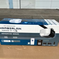 Chamberlain 1/2 HP Garage Door Opener Chain Drive With Backup Battery 