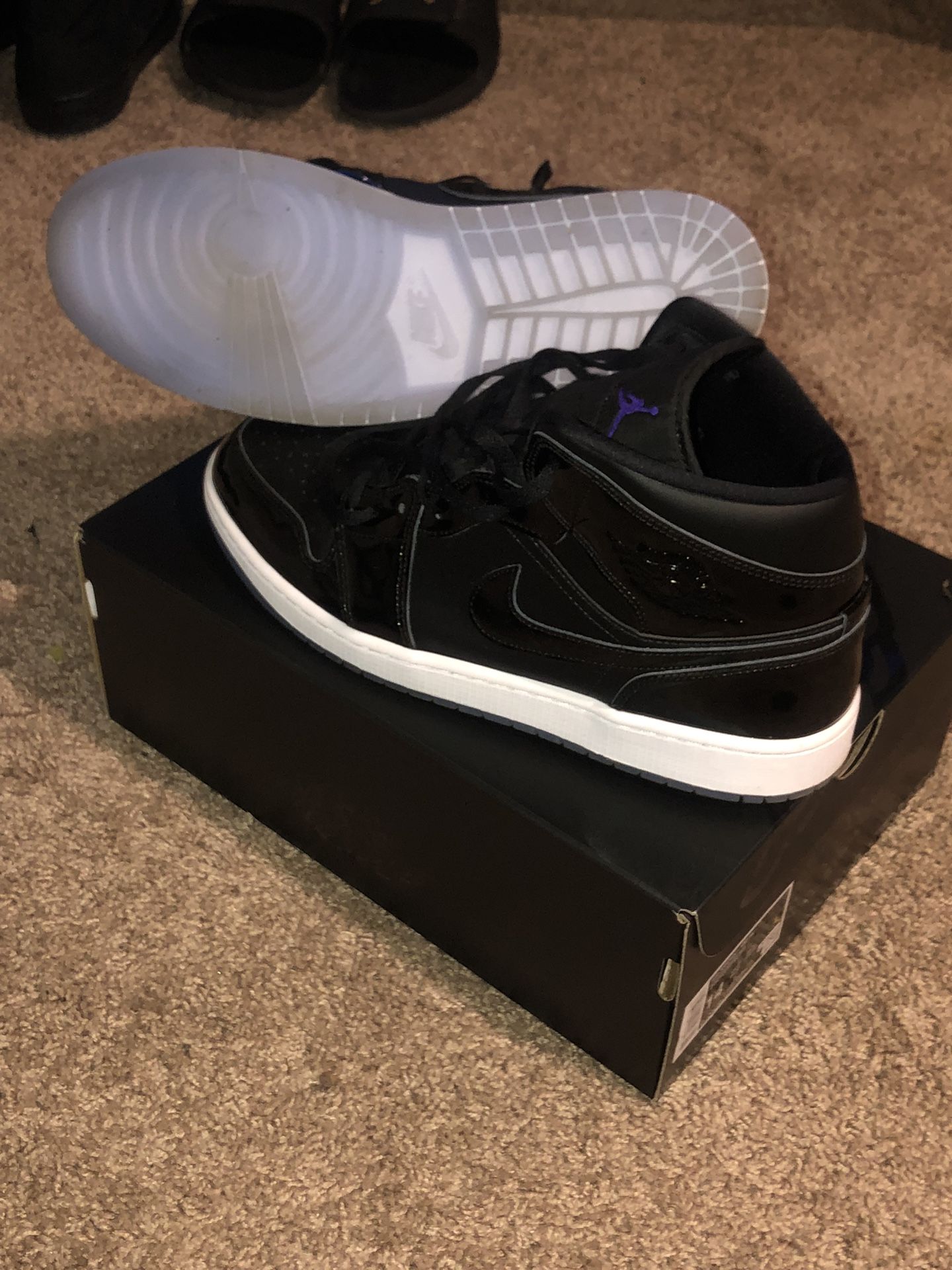 Jordan 1 Space Jam Edition