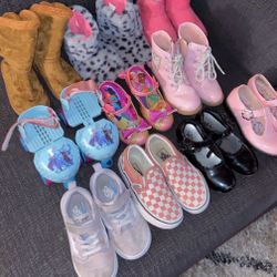 GIRL SHOES SIZE 10