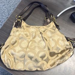 Coach Maggie Signature Tan Brown ShoulderBag