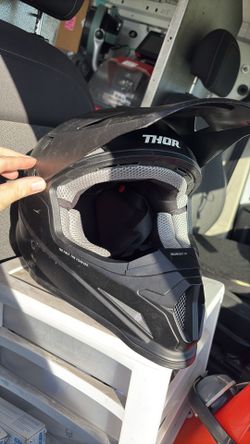 Thorn Helmet L