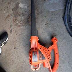 BLACK & DECKER LB700