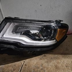 2017 2021 Jeep Compass Driver Side Headlight Hid Headlight 