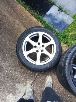 04 g35 infiniti stocks decent tires and rims