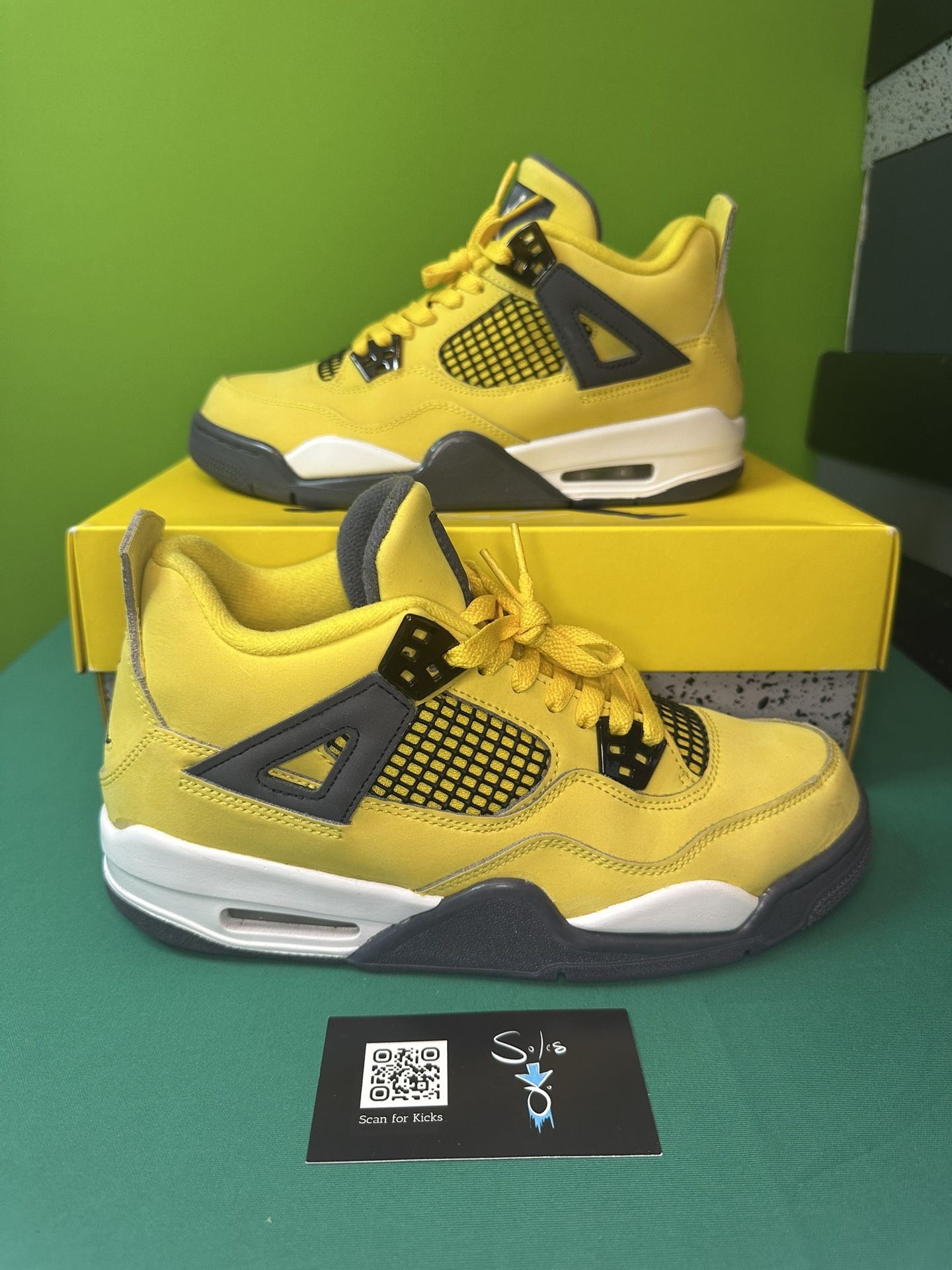 Air Jordan 4 Retro GS “Lightning” USED Size 7Y OG ALL 408452-700