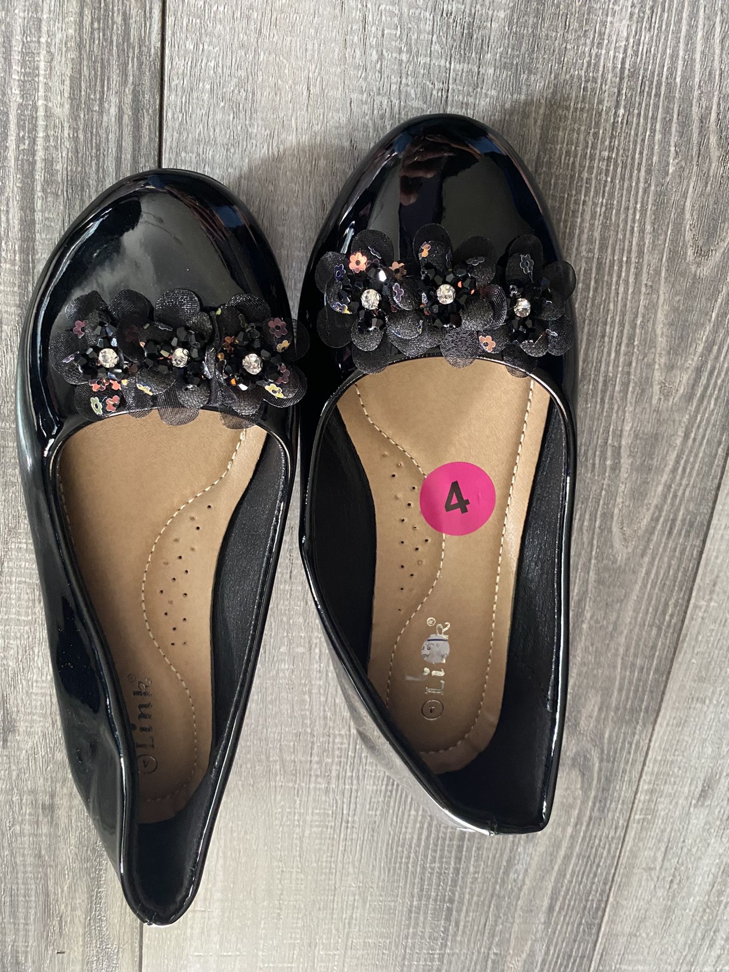 Girls Flats