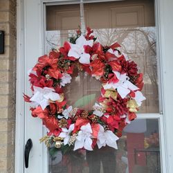 Handmade to Order Christmas Wreaths And Centerpieces