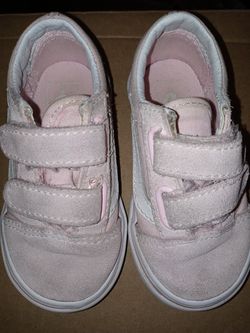 Size 6c Girl Vans