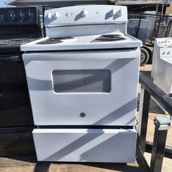 GE ELECTRIC STOVE WHITE COLOR 