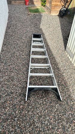 8ft Husky Aluminum Ladder