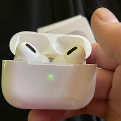 Apple AirPod Pros 2nd Gen With MagSafe Charging Case
