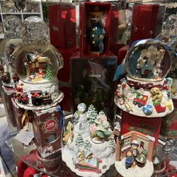 Christmas Snow Globe Collection 