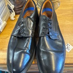 Black Leather Dress Shoes with Lace-Up